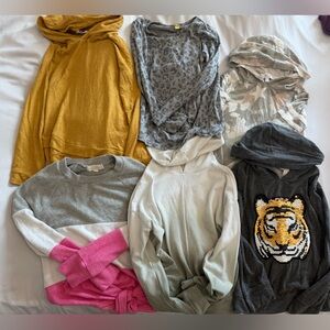 Girls size small (6-7) long sleeve bundle